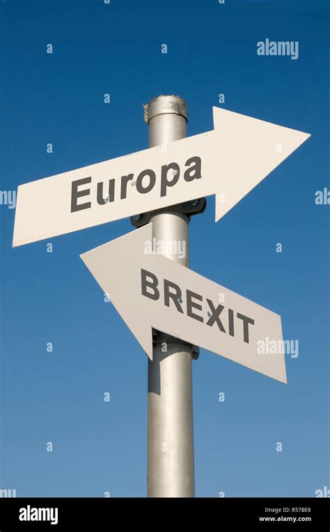 British exit sign hi-res stock photography and images - Alamy