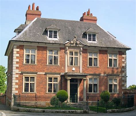 Beautiful #Red #Brick House. | #Oldstylehouse, #OldHouse, #Century21, #DomeRealtyInc., # ...