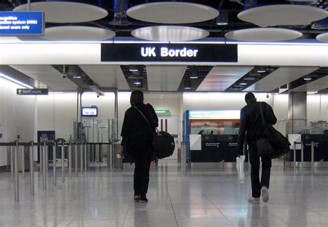 File:UK Border, Heathrow.jpg - Wikipedia, the free encyclopedia