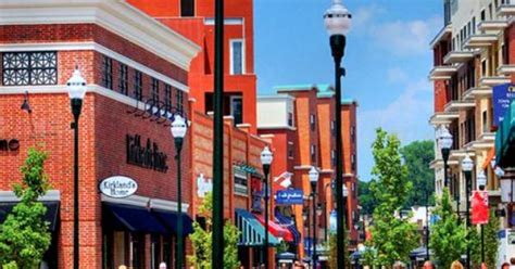 Branson Landing - Shopping by the waterfront | Branson | Pinterest ...