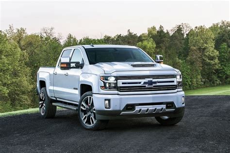 2021 Chevrolet Avalanche Redesign, Price, Interior, and Pictures