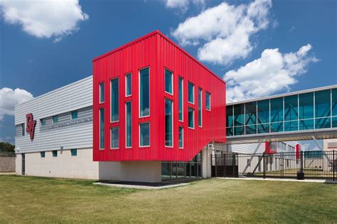 Del Valle High School, Del Valle, Texas - Metal Architecture