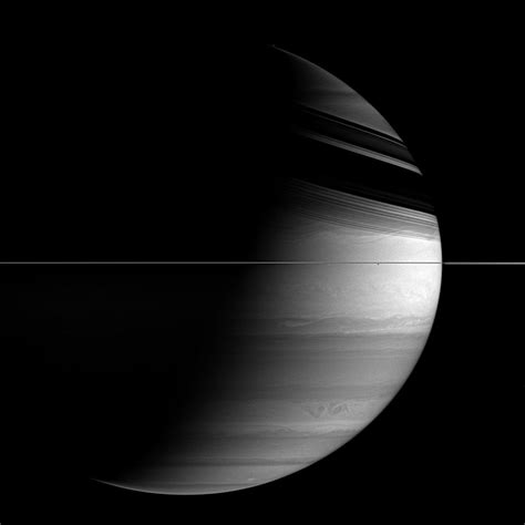 Shearing Storms on Saturn - Universe Today