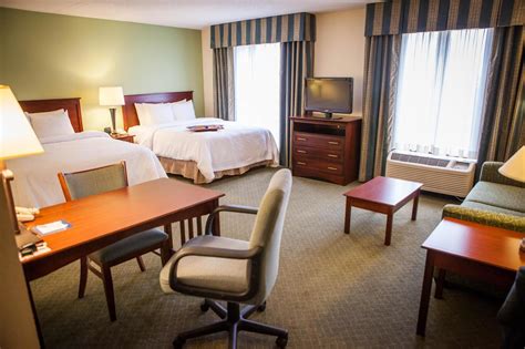 Discount Coupon for Hampton Inn & Suites Springfield SW in Springfield, Illinois - Save Money!