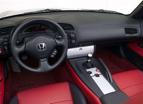 Honda S2000 - specifications, photos, videos, reviews