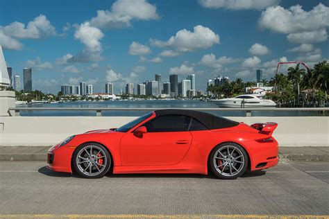 Porsche 911 Carrera S - Premier Auto Los Angeles