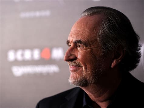 "Scream" director Wes Craven dies at 76 - CBS News