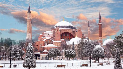 5 Destinations to Visit in Turkey This Winter - LUXlife Magazine