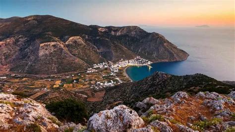 The Complete Sifnos Island Guide: Hidden Gem In Greece - Robe trotting