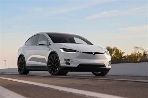 Tesla Model X - цены, отзывы, характеристики Model X от Tesla