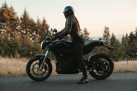 Zero Motorcycles unveils their new 2019 lineup of electric motorcycles