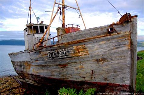 Old Fishing Boat | Boat, Fishing boats, Old boats