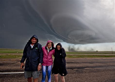 Storm Chasing Tours & Vacations