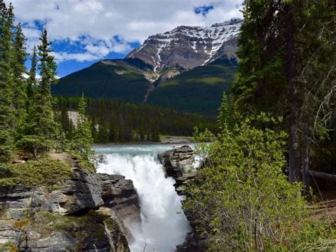 The 25 Most Impressive Waterfalls in Alberta (by a local!) - Spiritual Travels