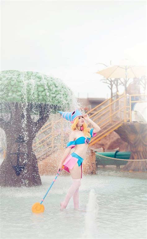 Dark Magician Girl - Waterpark #Cosplay | The magicians, Water park, Cosplay outfits