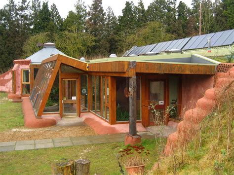 Brighton Earthship. LOVE this small home. Especially the shower ...