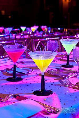 17 Best images about Neon! on Pinterest | Glow, Paint and Neon party