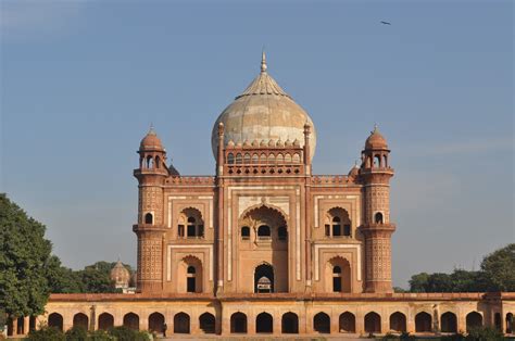 Mystery of Lesser Known History: Safdarjung Tomb