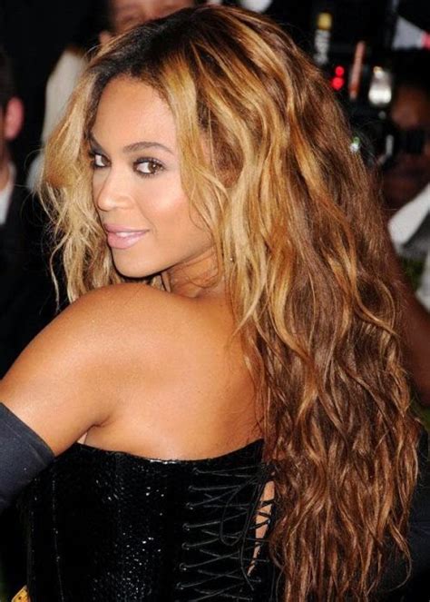 Beyonce African American Long Beachy Waves Hairstyle, Haircut Images