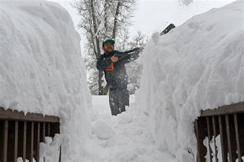 Southern Colorado county declares disaster because of massive snow ...