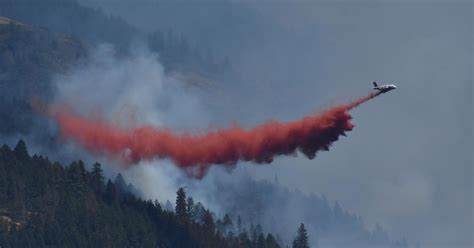 Southern Oregon fires: Growth slows, temperatures continue to soar