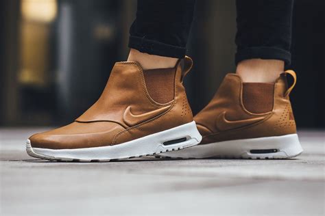 Nike Air Max Thea Mid Womens - Sneaker Freaker