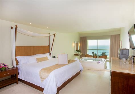 Sun Palace - Cancun, Mexico All Inclusive Deals - On Sale