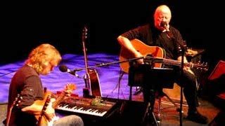 christy moore and declan sinnott a pair of brown eyes live at the barrowlands ...