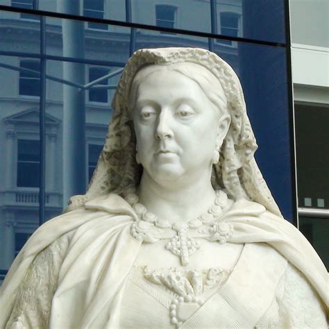 Queen Victoria at Imperial College : London Remembers, Aiming to capture all memorials in London