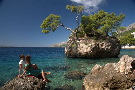 Brela in a Page: Beaches, Things to do, Restaurants, Holidays, Hotel, Map - Total Croatia