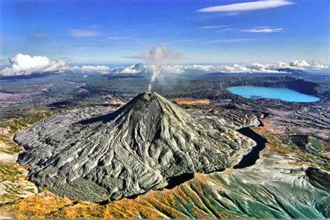 Volcanoes In Russia Map