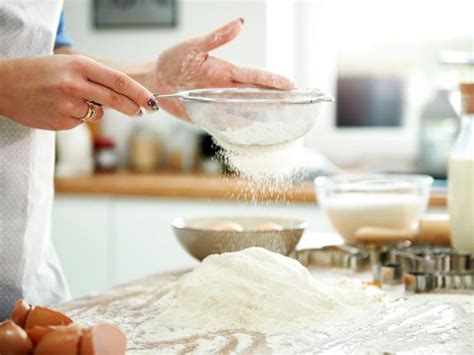 What Is Pre-Sifted Flour? And How to Measure It | Easy Baking Tips and ...