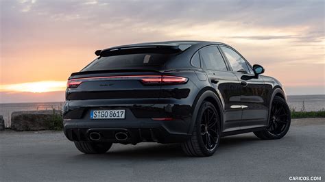 Porsche Cayenne Turbo GT | 2022MY (Color: Jet Black Metallic) | Rear ...