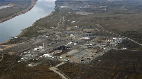 U.S. engineers inspect possible leak at Hanford nuclear site | CNN