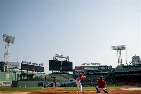 Red Sox injuries: Nathan Eovaldi aiming to pitch again this season ...