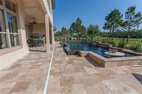 Travertine Pool Deck - VerdeGo