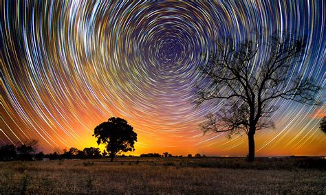 Australia's big sky and photographer's patience lead to stunning time ...