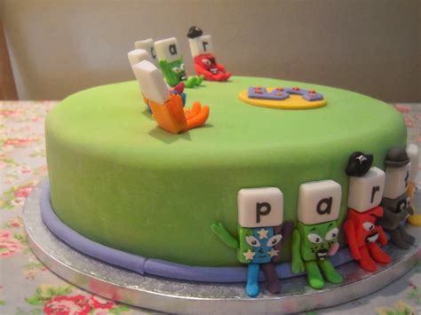 Eileen Atkinson's Celebration Cakes: Cbeebies Alphablock birthday cake