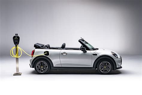 Mini Cooper SE Convertible is a manufacturing actuality—for Europe - Fuel Cell Caravan - The ...