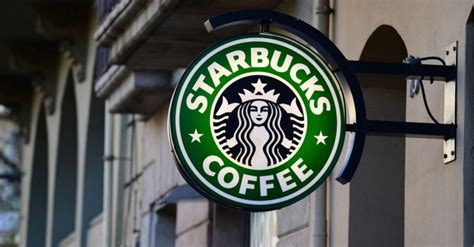 Starbucks Mobile Payment App Outperforms Apple Pay, Google Pay, And ...