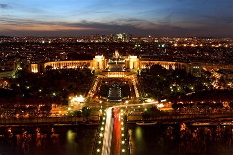 Paris: Paris City at Night