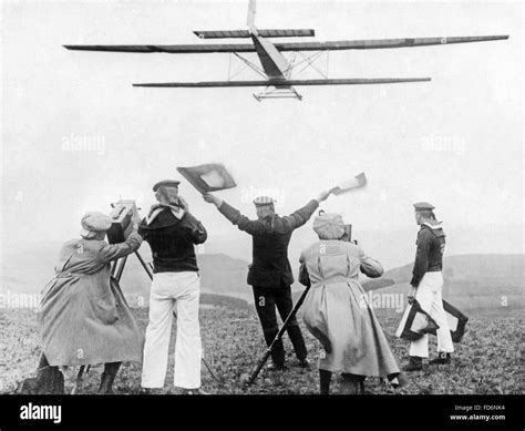 Gliding competition at the Wasserkuppe, 1924 Stock Photo - Alamy