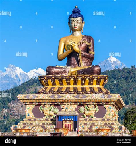 Gautama Buddha statue in the Buddha Park of Ravangla in South Sikkim, India Stock Photo - Alamy