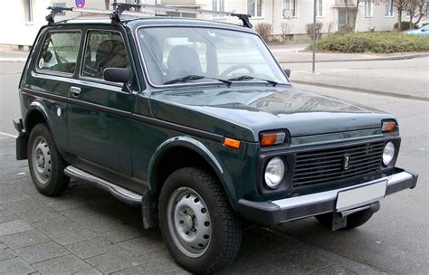 Lada Niva Diesel Diesel L4 1.9L SUV/Off-road 3 drzwiowy L4 . Opinie i dane techniczne.