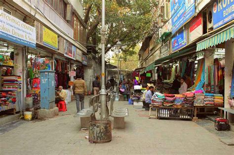 Here's Our Corridor-Wise Guide To Shankar Market, CP's Lesser-Known Busy Marketplace