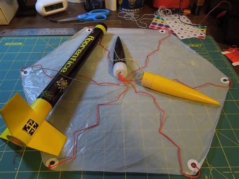 DIY Model Rocket Parachute : 8 Steps - Instructables