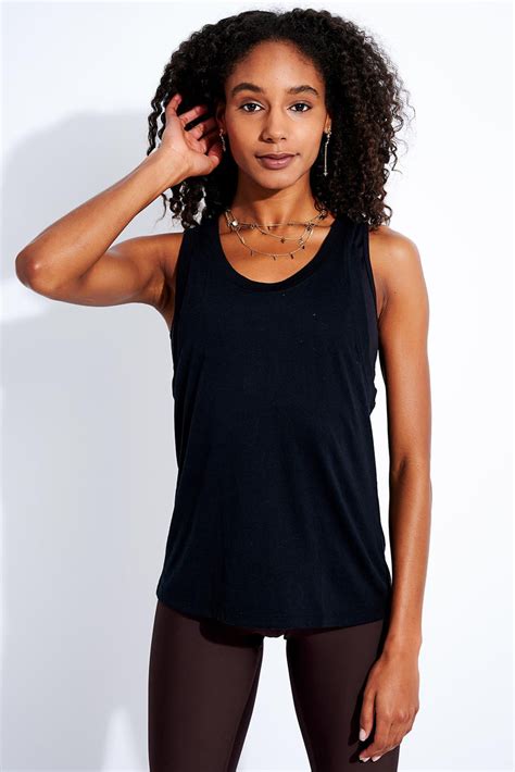 Alo Yoga | Model Tank - Black | The Sports Edit