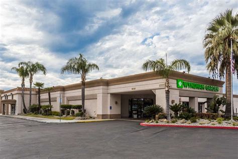 WYNDHAM GARDEN FRESNO AIRPORT $83 ($̶1̶3̶8̶) - Updated 2021 Prices & Hotel Reviews - CA ...