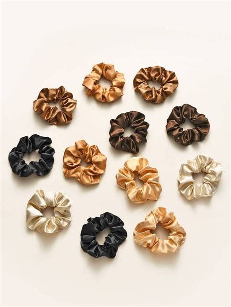 Trendy Scrunchies for anyone on the go by TrendyHalos on Etsy | Chouchou, Satin, Serre tête