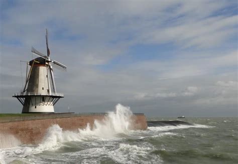 Pin van Pavel Machek op Travel - Holland, country under see level ...